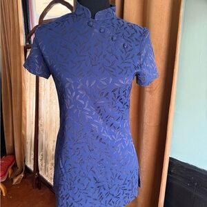 Un Deux Trois Royal Blue Short-Sleeve Mandarin Collar mini dress